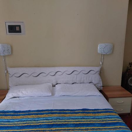 Larysa Apartment Сан Ремо Екстериор снимка