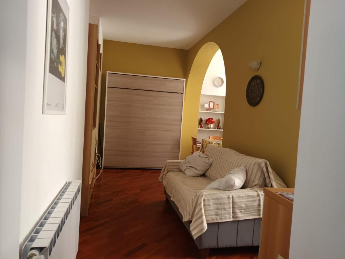 Larysa Apartment Сан Ремо Екстериор снимка